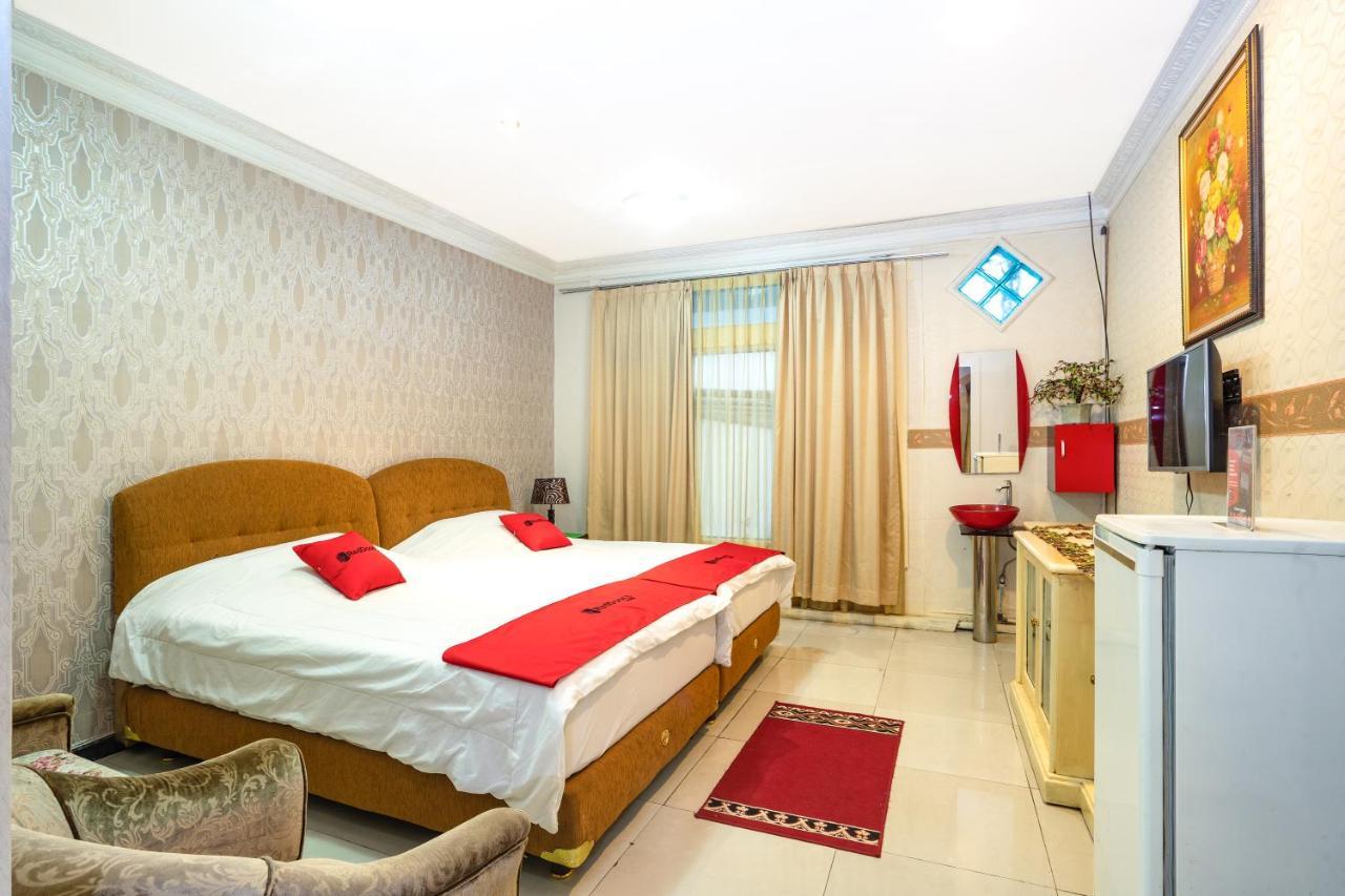 Reddoorz Near Rs Cikini Джакарта Экстерьер фото